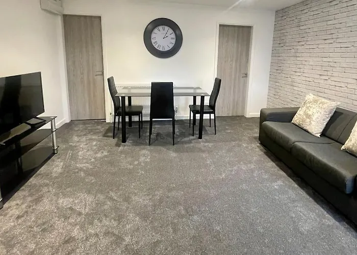 5. Homely Cecil Apartments