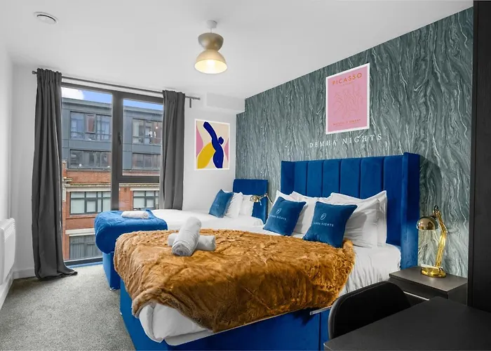 The Elixir Suite 2 Bedroom Property Near Bullring City Centre - Sleeps 7