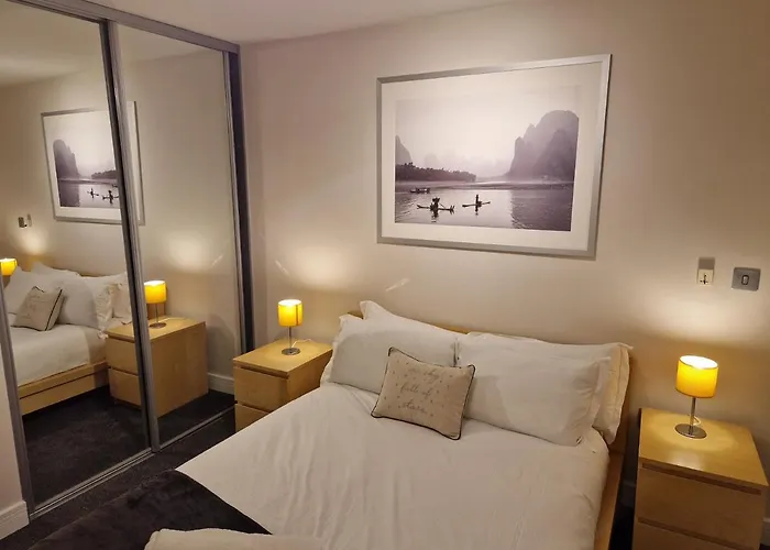 Birmingham Ruby 2-Bedroom Apartment City Centre