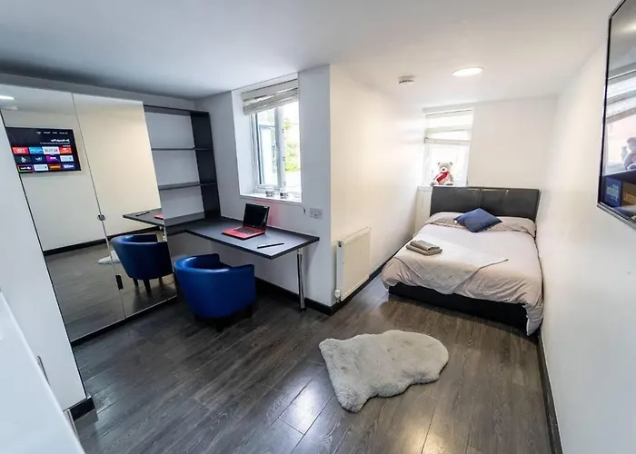 Stylish Studio For Short Term Near The City!