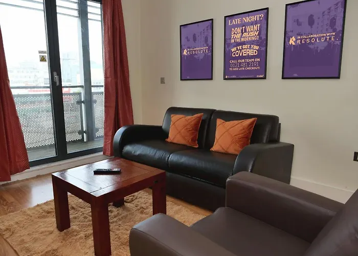 Arcadian Centre - Sienna One Bed - Sofa Bed - Balcony