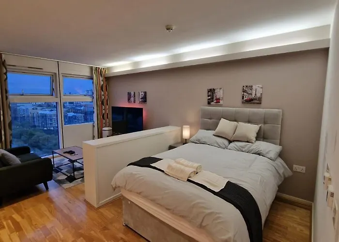 Exceptional 1 Bed City Centre Studio - Birmingham
