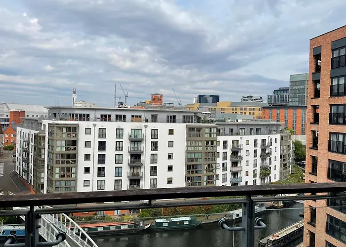 Glass Penthouse With Canal View
