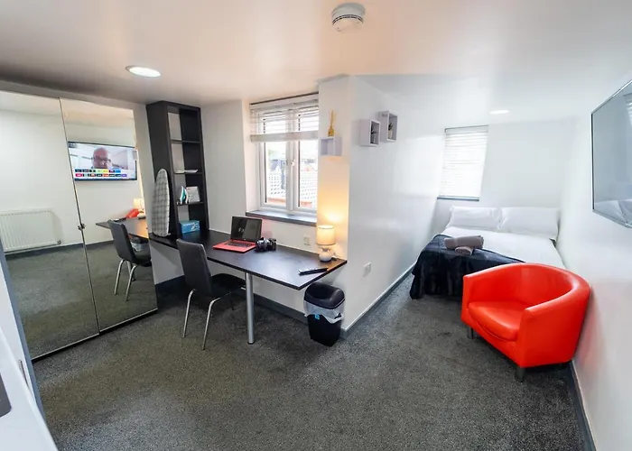 Beautiful 1-Bed Studio In Birmingham