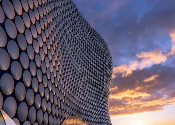 Birmingham City Centre Prestige Stay - Premium Apartment - City Centre - Wifi Included