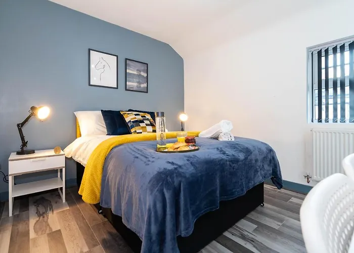 Sky Rooms One Bedroom Modern Studio Apartment 6