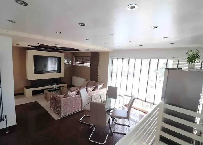 Unique Two Bedroom Apartment