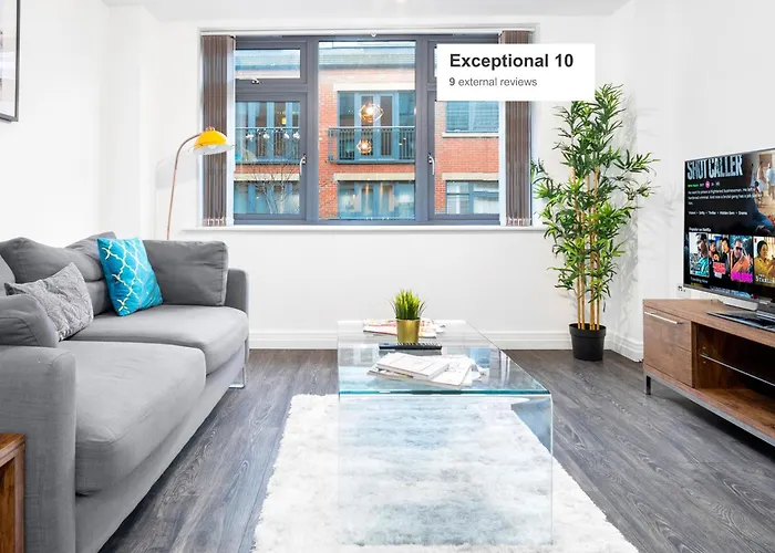 New Luxe Apartment - Secure Parking - Birmingham City Centre - Netflix - Wifi - Top Rated - 54M