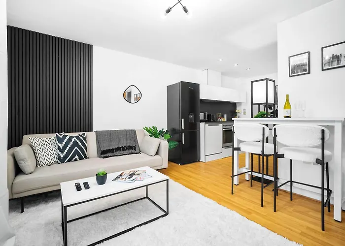 Business District Apartment - Twin Beds - Smart Tv- 304F