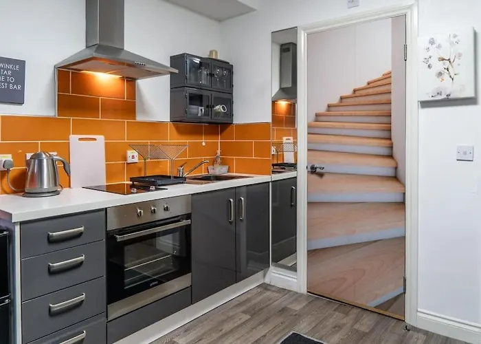 Favorite Studio Flat By Couple N Single Travellers