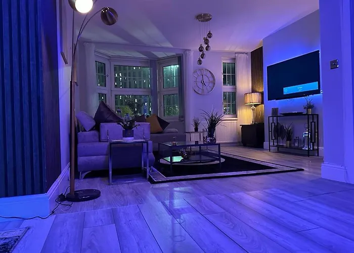Lush Jacuzzi Apartment With Balcony