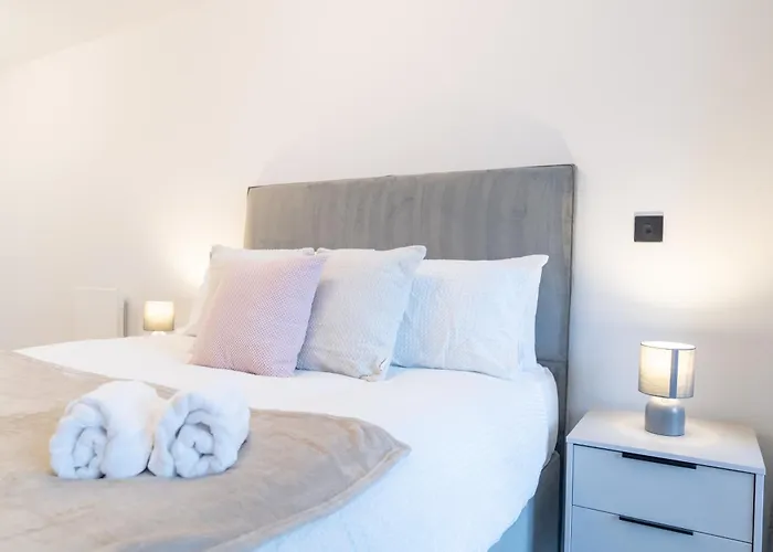 Apex Lofts Suite - Modern 2 Bed With Rooftop Terrace