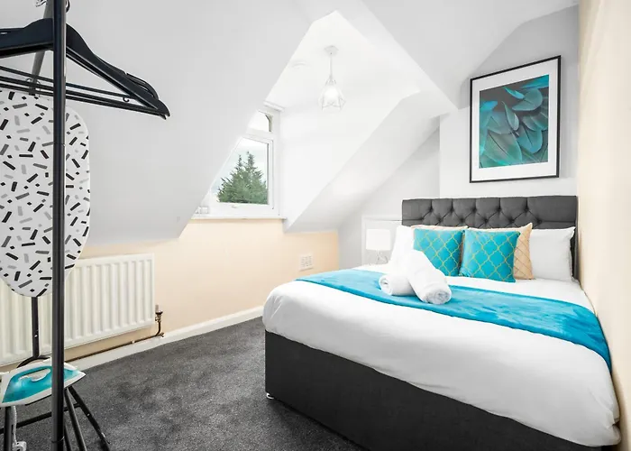1 Bed Apartment - West Bromwich - On Street Parking - Wbc