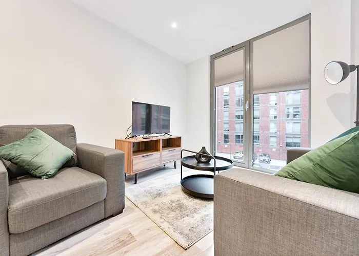 Lovely Central Birmingham 1 Bed Apartment