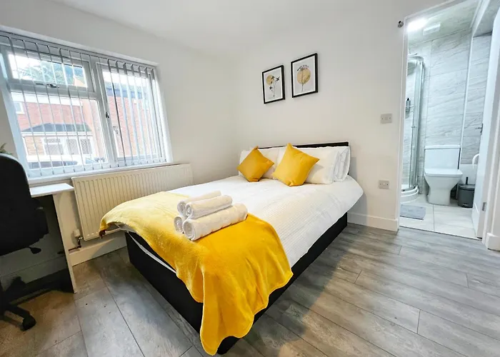 Selly Oak Near Qe And Uob - 5 Bed Ensuite - Perfect For Groups And Contractors