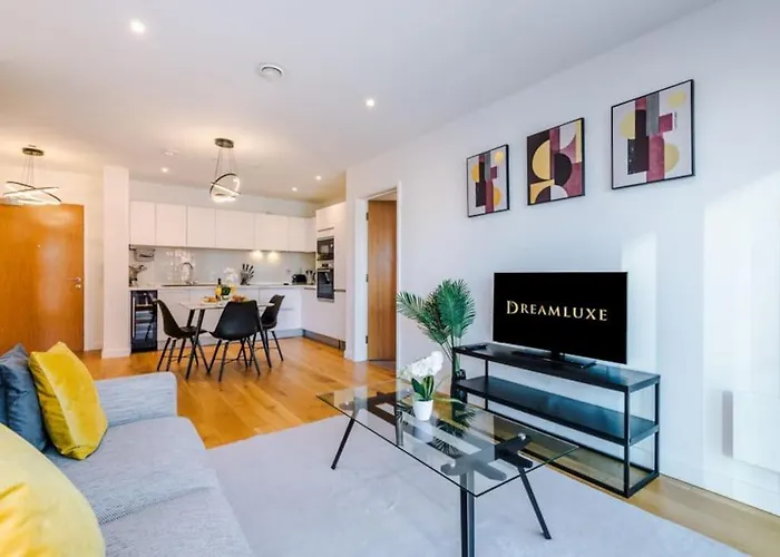 Windmill Suite- Modern 2 Bed 2 Bath With Concierge Perfect For Leisure, Business And Contractor Stays By Dreamluxe