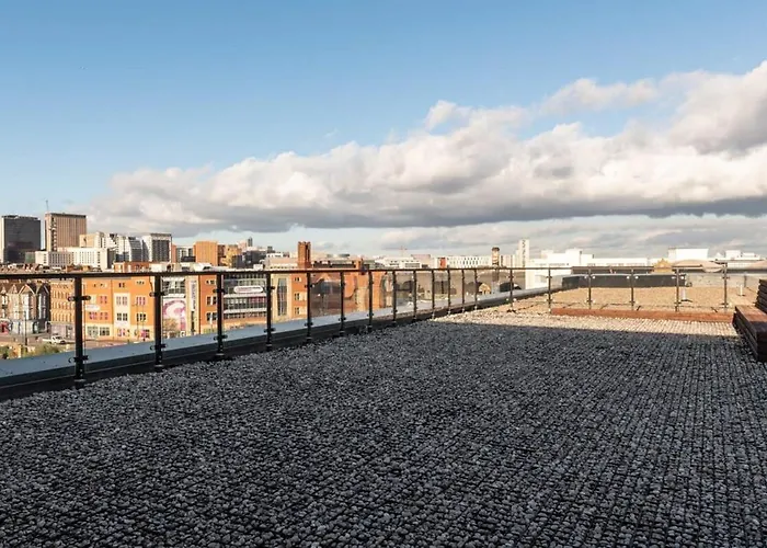 Stylish 1 Bed Flat In Central Birmingham