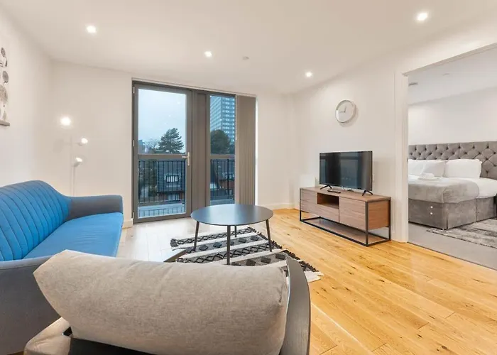 Lovely 1 Bedroom Apartment In Central Location