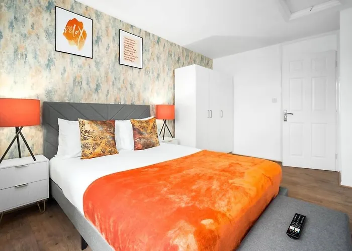 Stylish-Birmingham Central Home