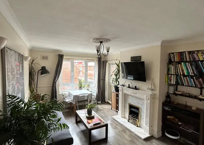 Brindley Place 3 Rooms Flat