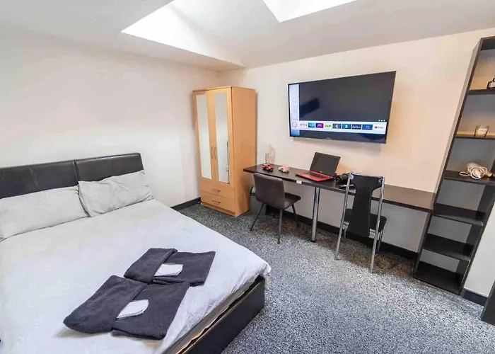 Ground Floor Cosy Studio Close To The City