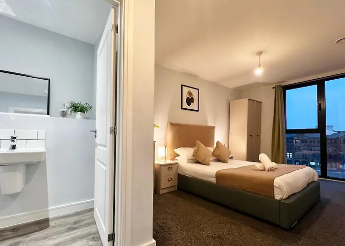 Exclusive Deals L Spacious 2Bed 2Bath - Free Parking & Netflix Jvt Short Lets