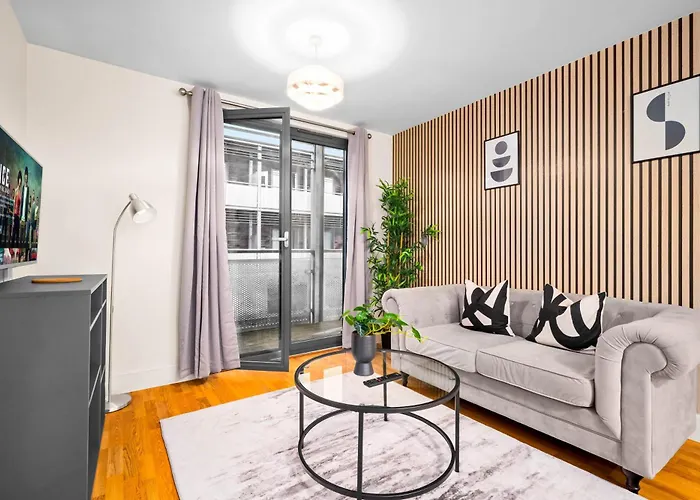 City Centre Apartment - Balcony - Secure Parking - China Town - Arcadian - 29Arc