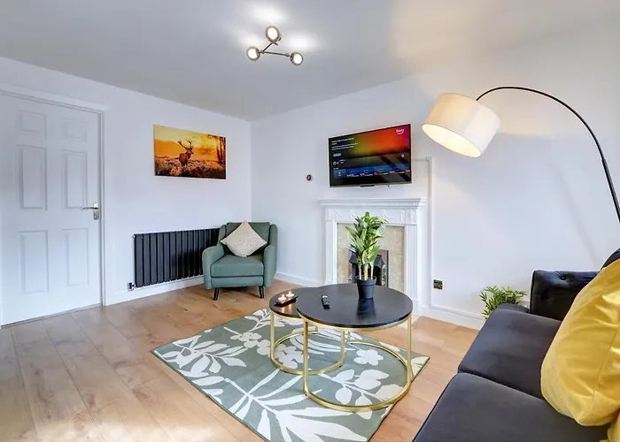 Luxurious Home For Long Term Stays