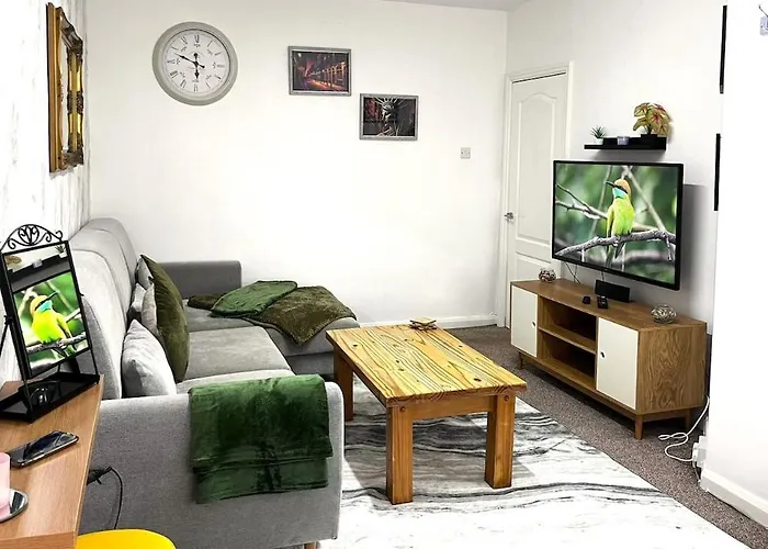 Cosy Flat 6 People, Short Drive - Nec-Airport-Birmingham-Solihull