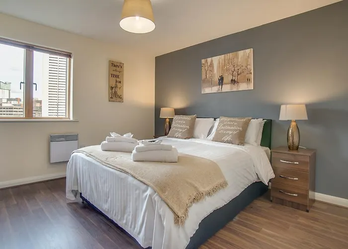 Mica Point City Centre Apartment