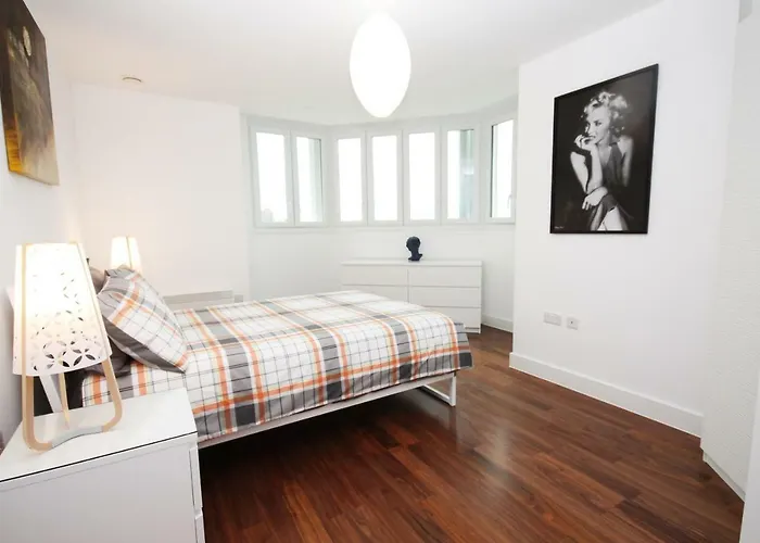 City View Apartment At One Hagley Road By Hf Group