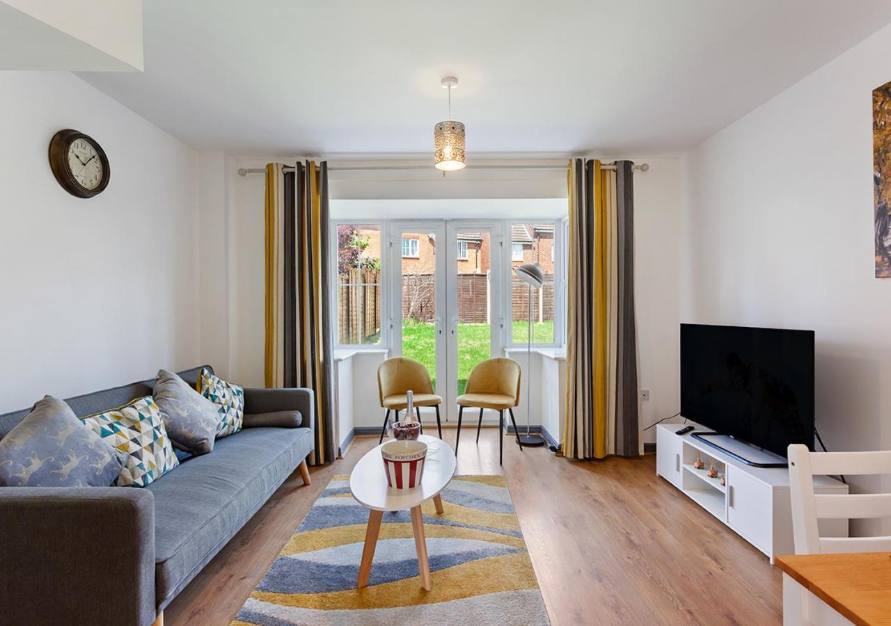 Holiday home Near Airport & Nec, The Leyburn Birmingham
