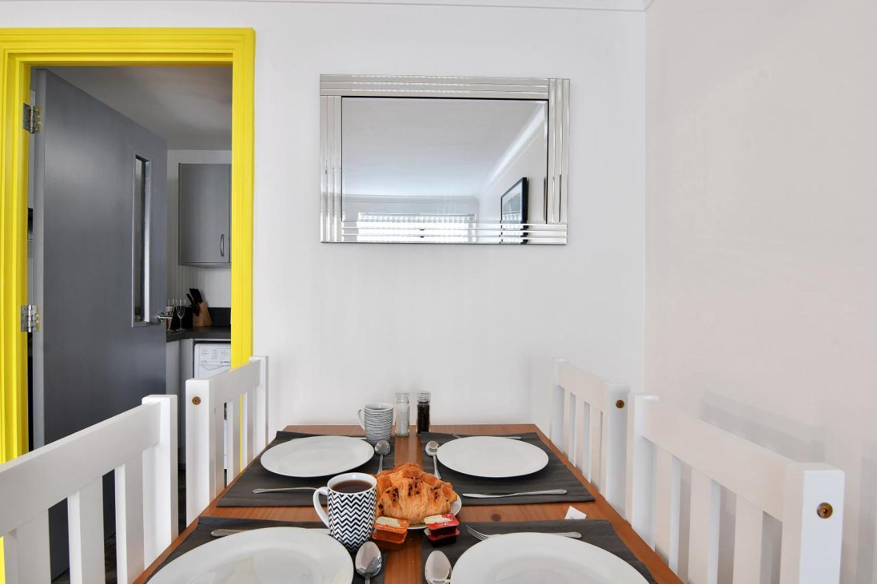 Apartment Xclusive Living In Centre, The Qube *