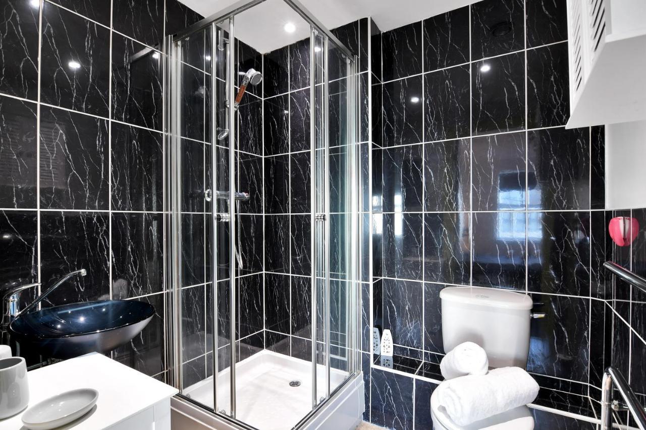 Xclusive Living In Centre, The Qube * Birmingham
