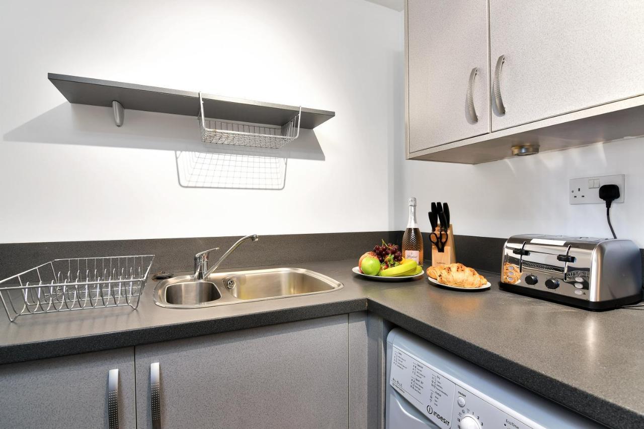 Apartment Xclusive Living In Centre, The Qube *