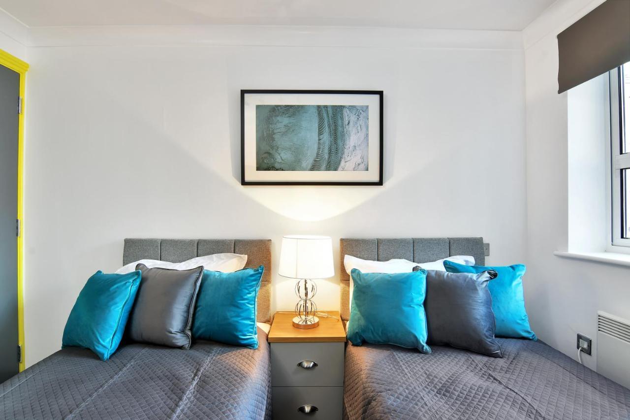 Apartment Xclusive Living In Centre, The Qube