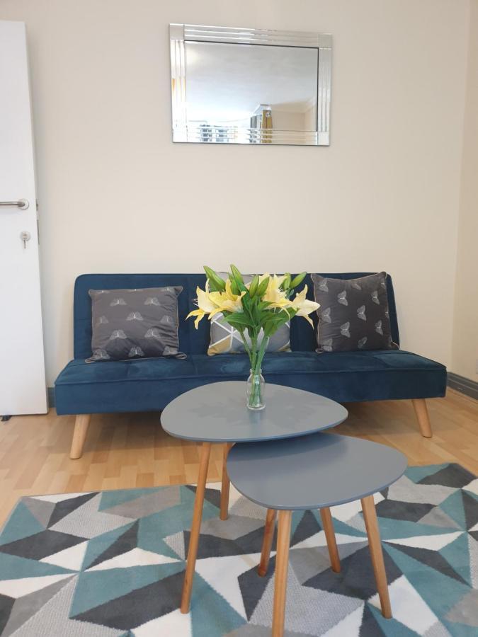 Budget In Kings Health, 20 Mins From City Centre Holiday home *