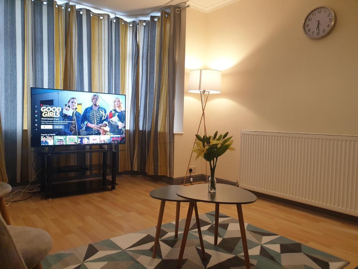 Holiday home Budget In Kings Health, 20 Mins From City Centre Birmingham
