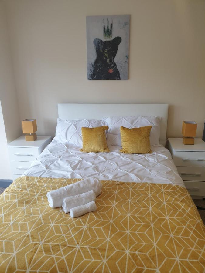 Budget In Kings Health, 20 Mins From City Centre