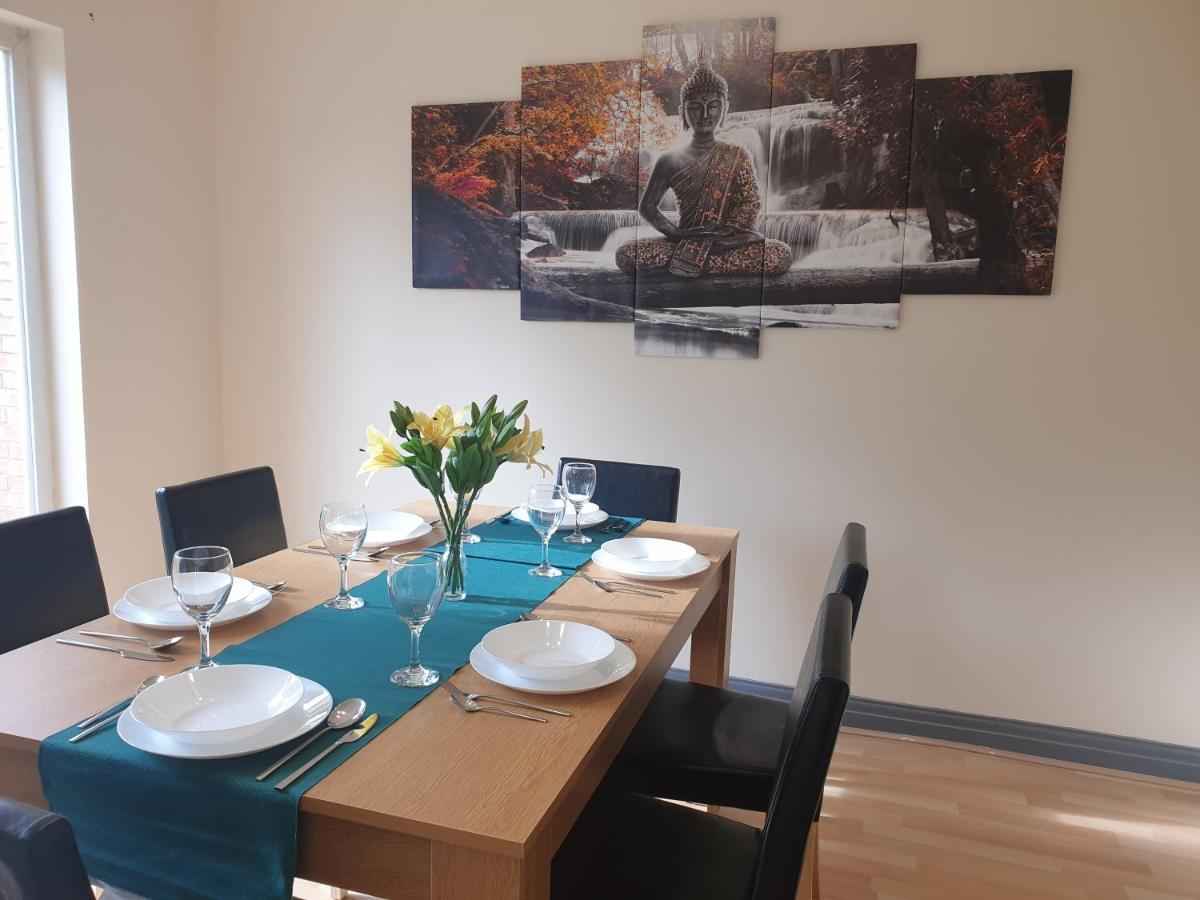 Budget In Kings Health, 20 Mins From City Centre Holiday home *