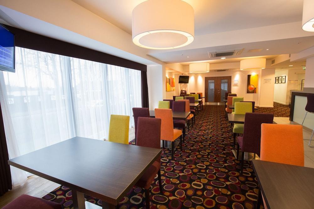Hotel Express South A45, An Ihg