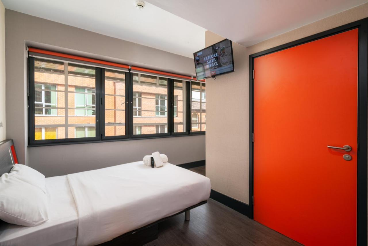 Easyhotel Hotel 3*