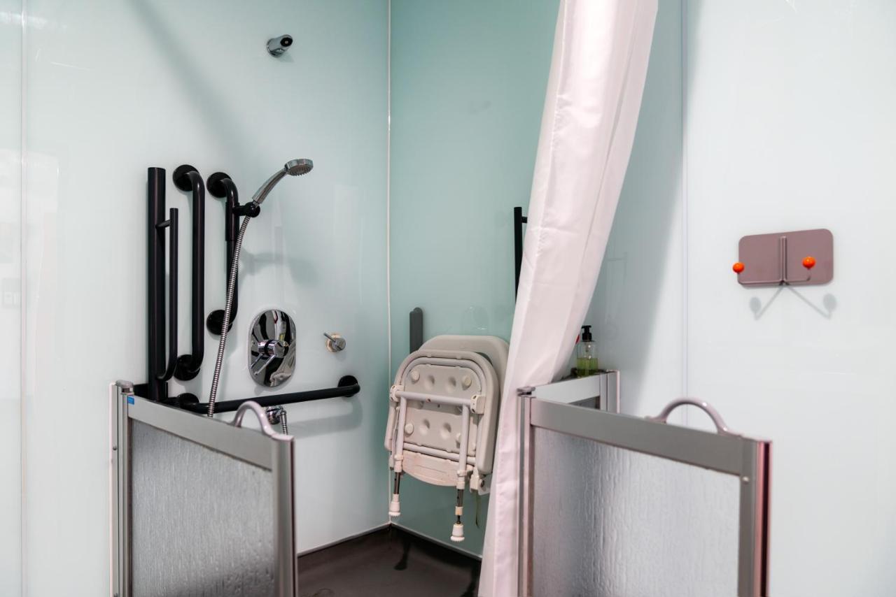 Easyhotel Hotel