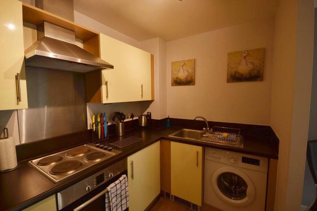 Sunset Apt - Free Parking Apartment *