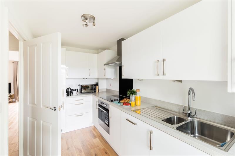 Sherlock Family And Contractor By Svelte Living Secure Parking Holiday home