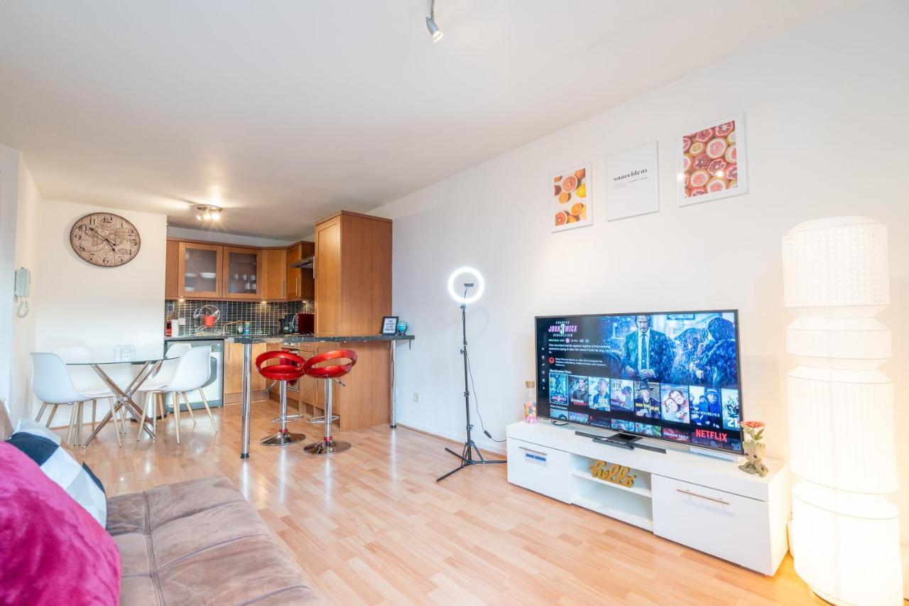 Apartment Contemporary 2-bed City-centre With Parking - Close To New Street Birmingham