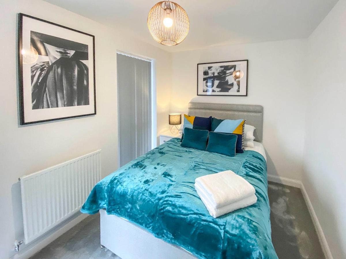Tudors Esuites Two Bedroom House Apartment Birmingham