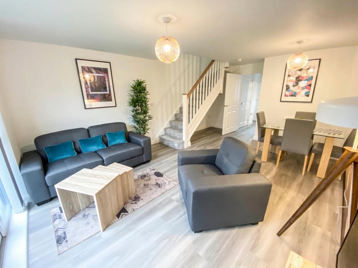 Tudors Esuites Two Bedroom House Apartment Birmingham