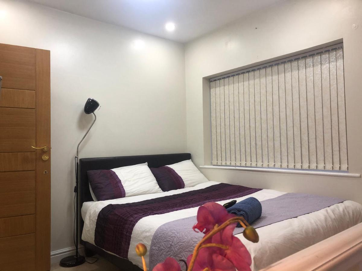 Lyndon Bed & Breakfast Solihull