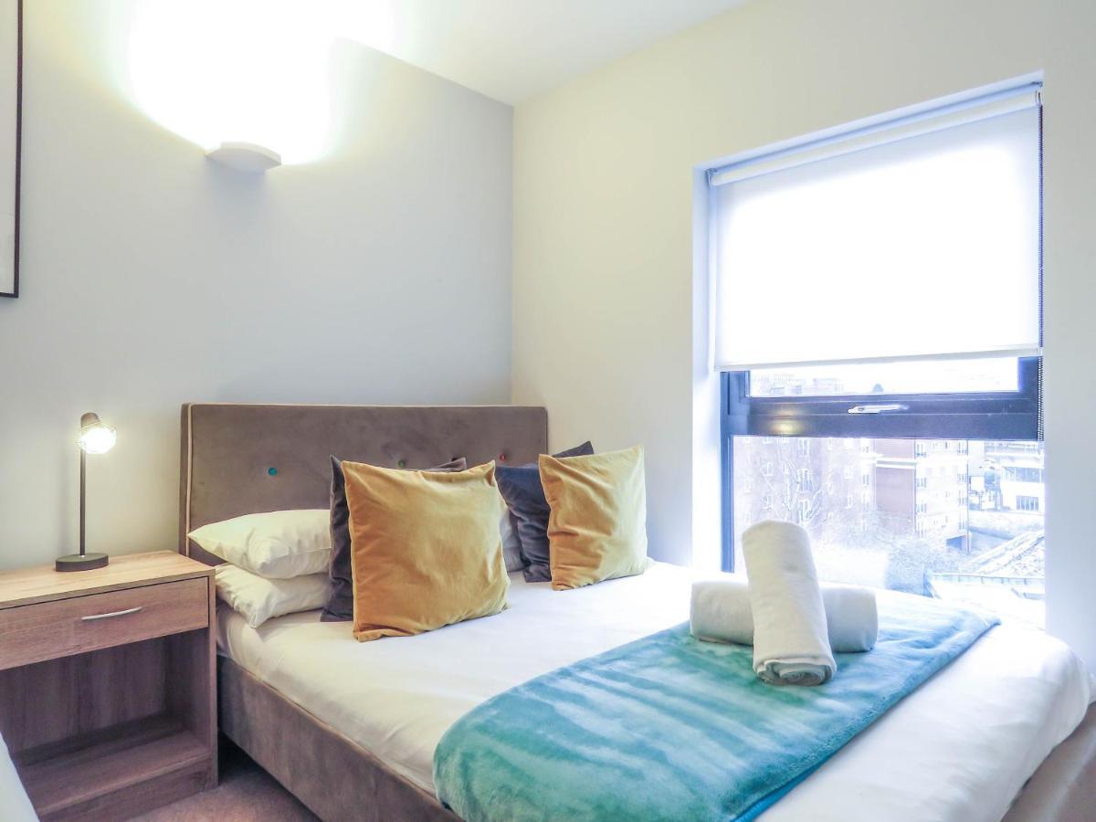 Apartment Tudors Esuites Jq Two Bedrooms